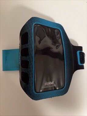 Blue and Black Sports Armband Phone Holder for iPhone SE